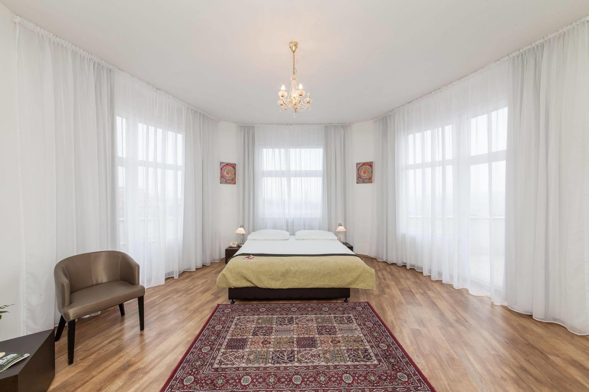 Hotel Vitkov ปราก ภายนอก รูปภาพ